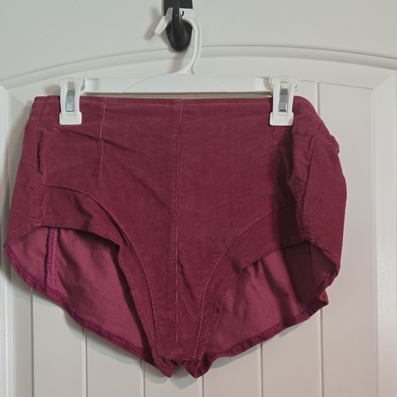 Free People Burgundy Velour Shorts - Picture 1 of 1